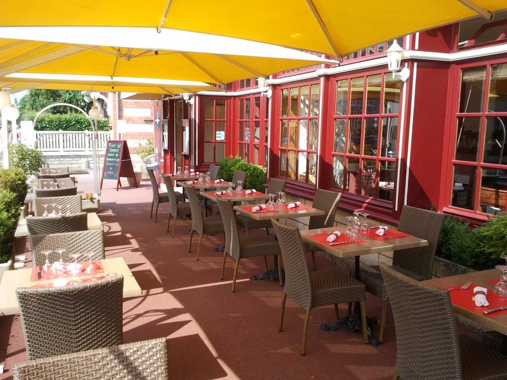 Hotel-Restaurant Le Normandie Luc-sur-Mer Dış mekan fotoğraf